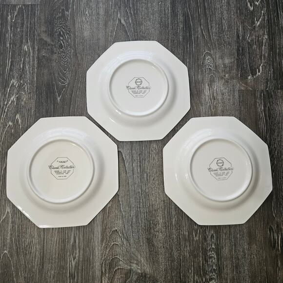 Nikko Christmastime Dinner Plate Set of 3 Octogon Xmas Tree Stars Gifts - Picture 5 of 10